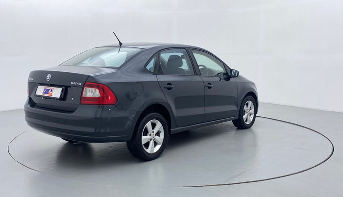 2016 Skoda Rapid 1.5 TDI AT AMBITION, Diesel, Automatic, 62,015 km, Right Back Diagonal