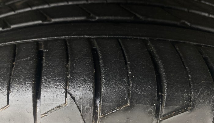 2020 KIA SELTOS GTX PLUS 1.4 PETROL, Petrol, Manual, 95,006 km, Right Front Tyre Tread