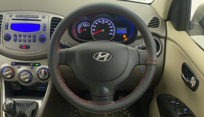 2013 Hyundai i10 SPORTZ 1.2, Petrol, Manual, 32,072 km, Steering Wheel Close Up