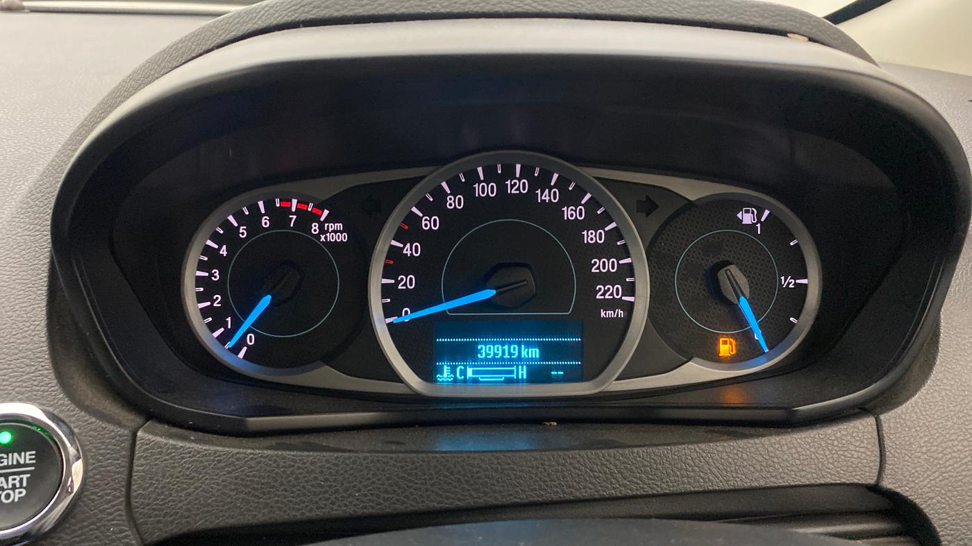 2019 Ford New Figo TITANIUM 1.2 PETROL MT, Petrol, Manual, 39,897 km, Odometer Image