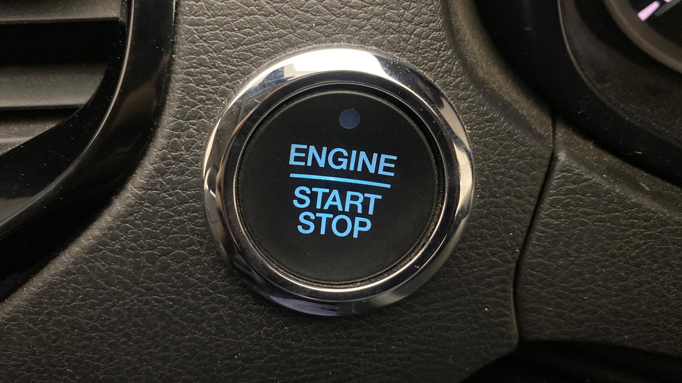 2019 Ford New Figo TITANIUM 1.2 PETROL MT, Petrol, Manual, 39,897 km, Keyless Start/ Stop Button