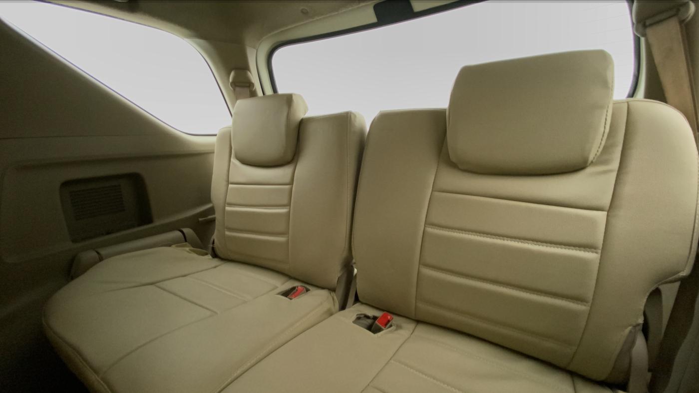 2013 Toyota Fortuner 3.0 MT 4X2, Diesel, Manual, 1,17,736 km, Third Seat Row ( optional )