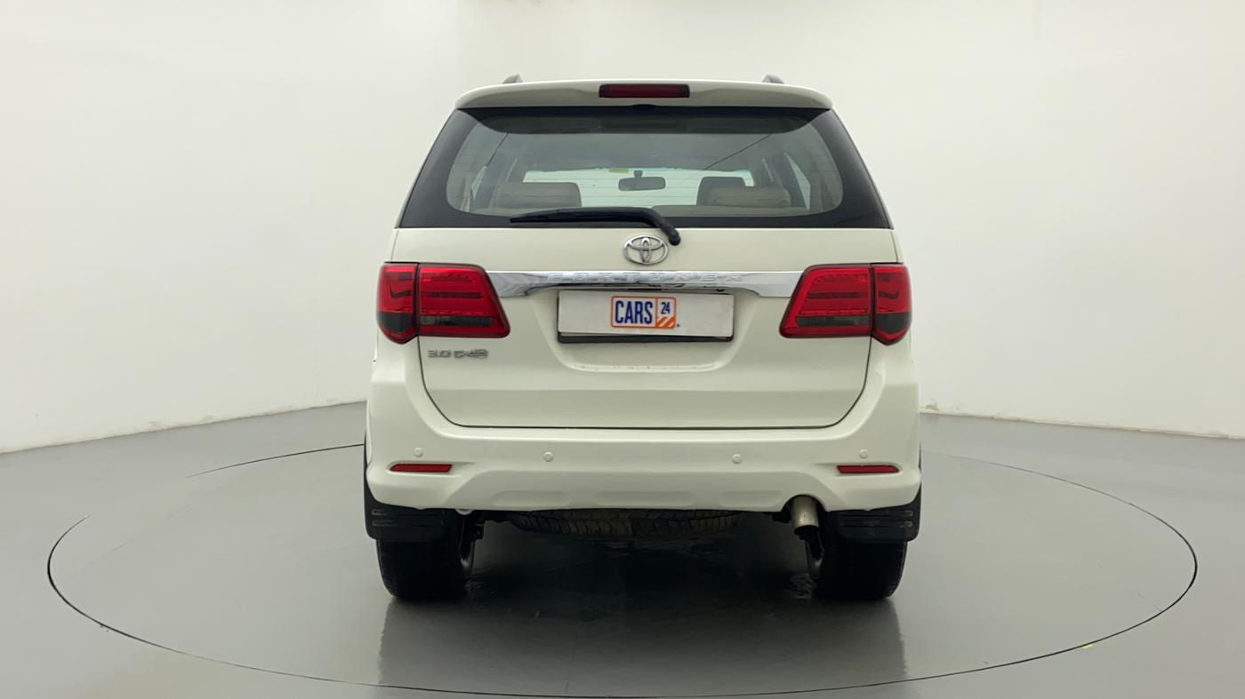 2013 Toyota Fortuner 3.0 MT 4X2, Diesel, Manual, 1,17,736 km, Back/Rear