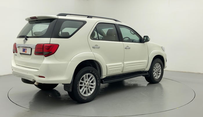2013 Toyota Fortuner 3.0 MT 4X2, Diesel, Manual, 1,17,736 km, Right Back Diagonal