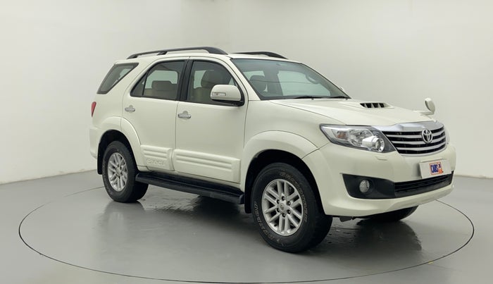2013 Toyota Fortuner 3.0 MT 4X2, Diesel, Manual, 1,17,736 km, Right Front Diagonal