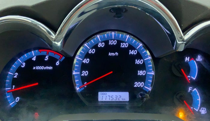 2013 Toyota Fortuner 3.0 MT 4X2, Diesel, Manual, 1,17,736 km, Odometer Image