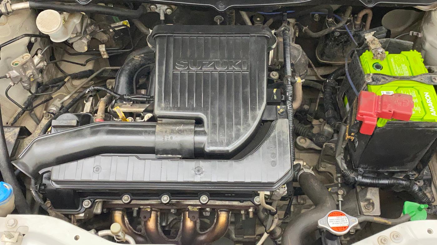 2017 Maruti Swift VXI, Petrol, Manual, 52,977 km, Open Bonet