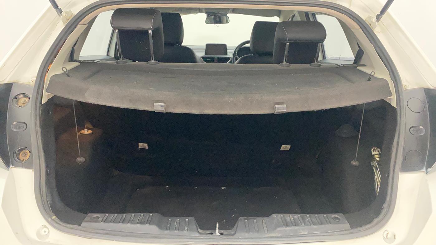 2022 Tata ALTROZ XZ PLUS DIESEL, Diesel, Manual, 60,339 km, Boot Inside