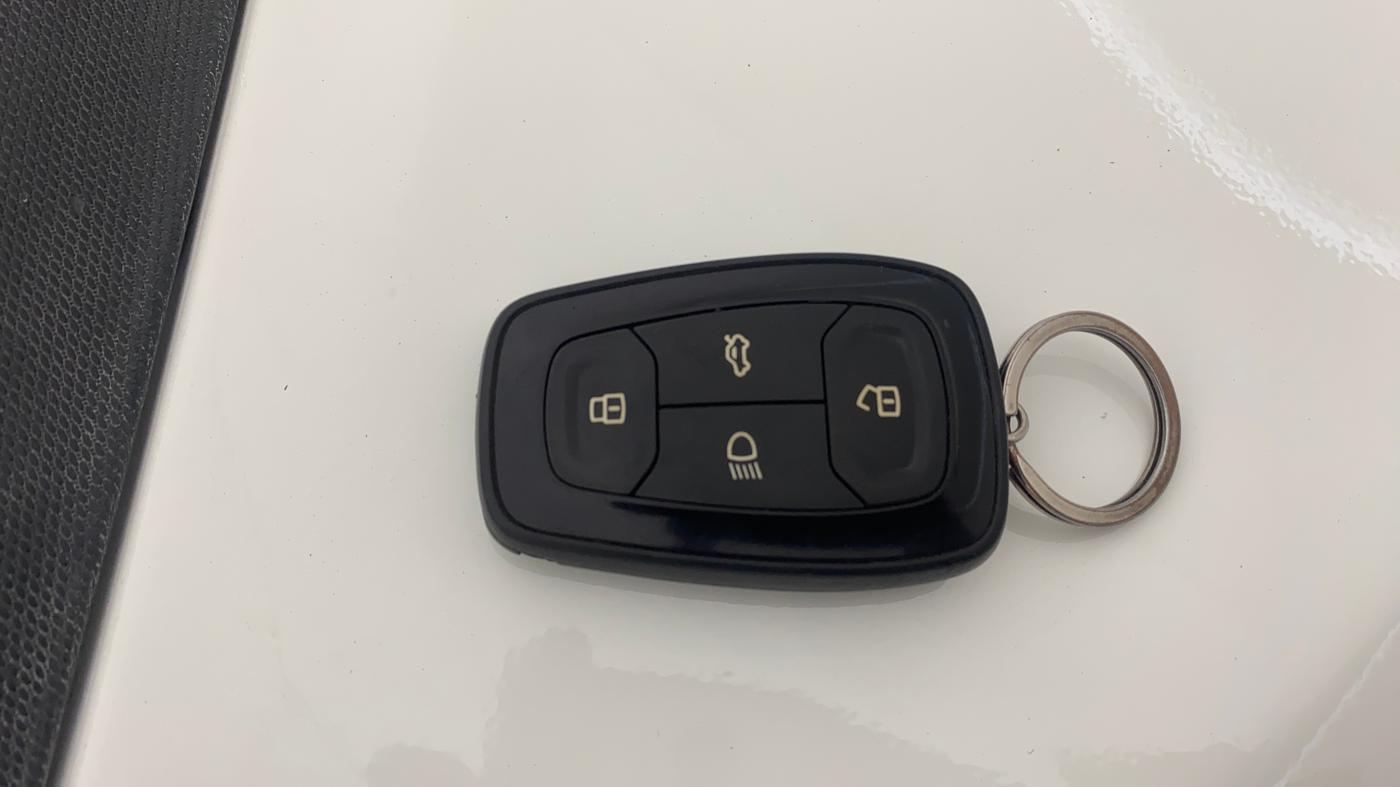 2022 Tata ALTROZ XZ PLUS DIESEL, Diesel, Manual, 60,339 km, Key Close Up