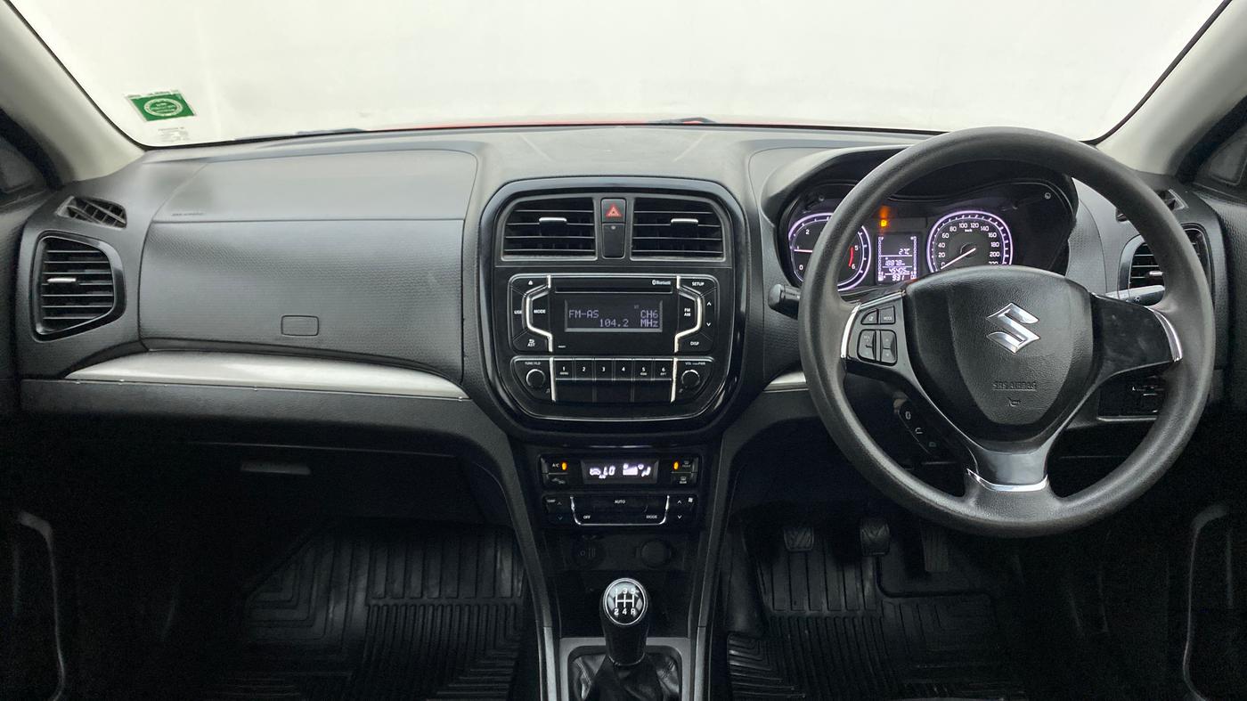 2018 Maruti Vitara Brezza ZDI, Diesel, Manual, 45,394 km, Dashboard