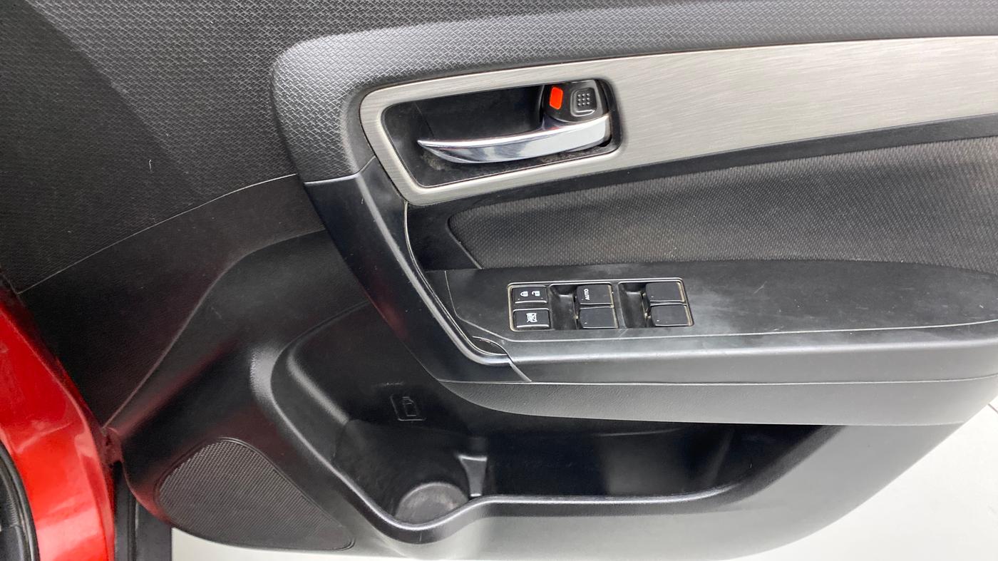 2018 Maruti Vitara Brezza ZDI, Diesel, Manual, 45,394 km, Driver Side Door Panels Control
