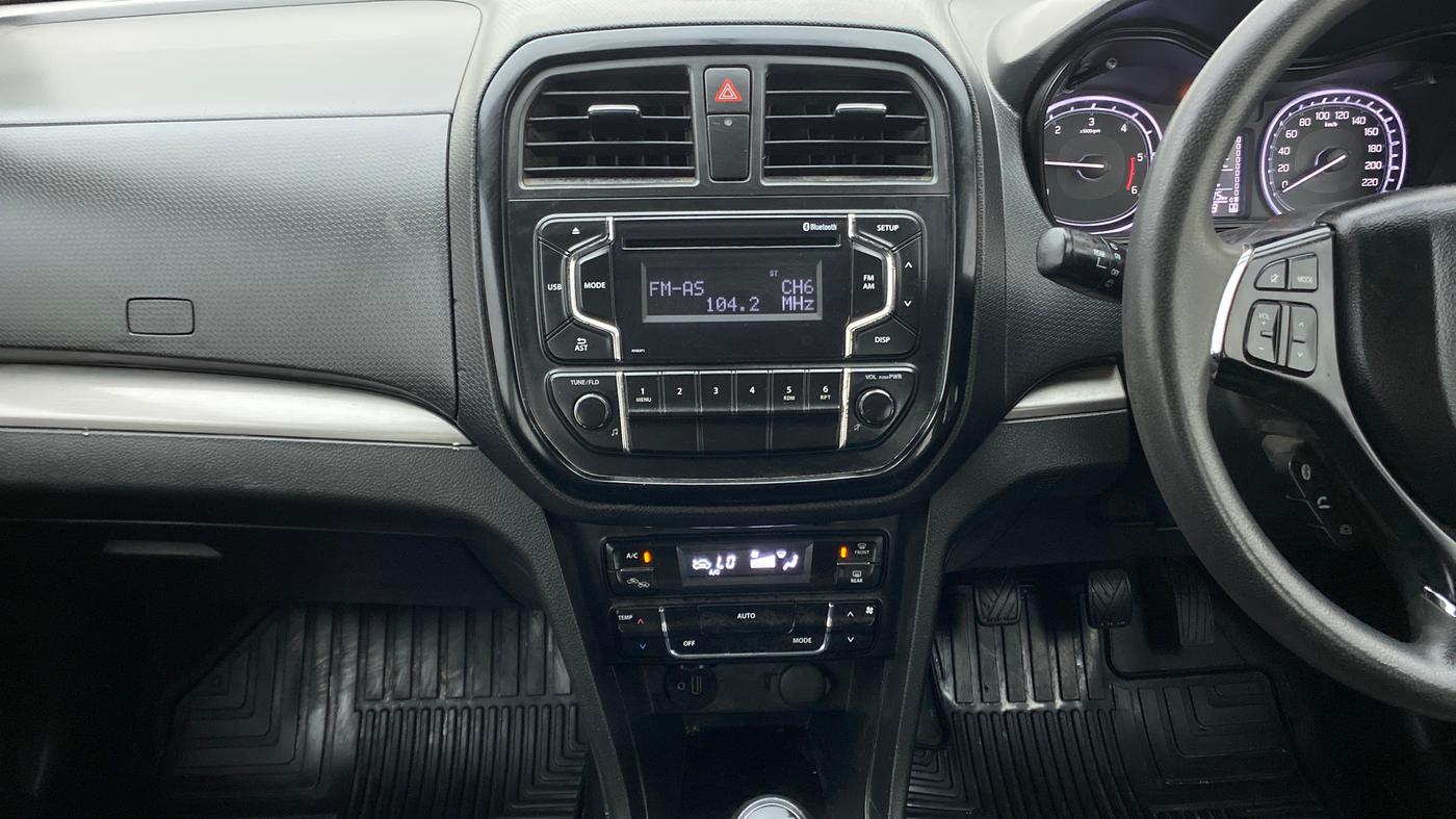 2018 Maruti Vitara Brezza ZDI, Diesel, Manual, 45,394 km, Air Conditioner