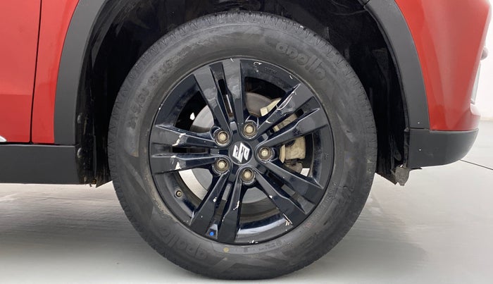 2018 Maruti Vitara Brezza ZDI, Diesel, Manual, 45,394 km, Right Front Wheel