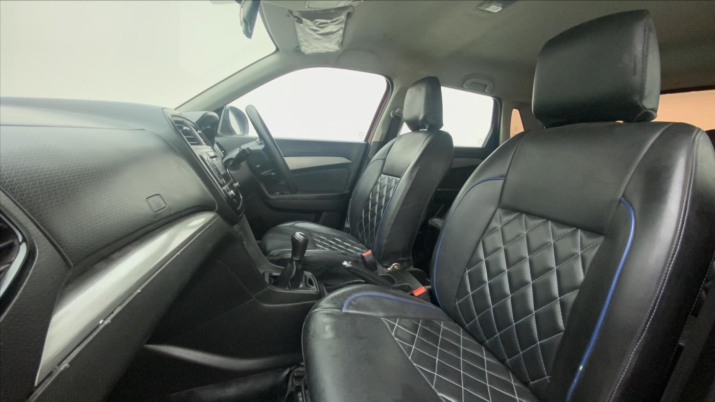 2018 Maruti Vitara Brezza ZDI, Diesel, Manual, 45,394 km, Right Side Front Door Cabin