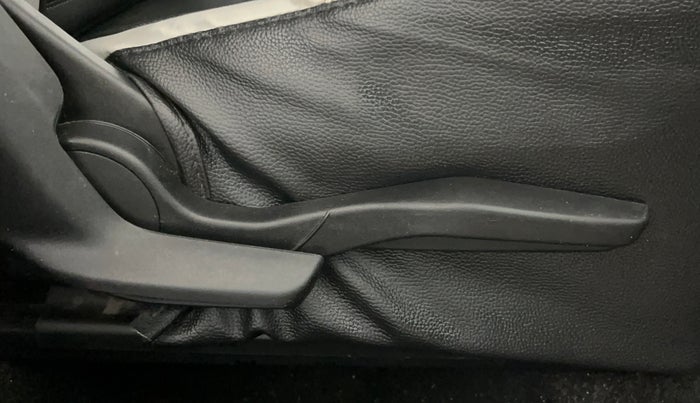 2019 Maruti Baleno ZETA CVT PETROL 1.2, Petrol, Automatic, 58,702 km, Driver Side Adjustment Panel