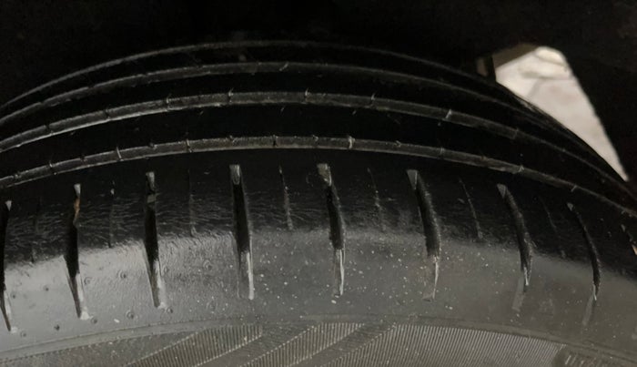 2019 Maruti Baleno ZETA CVT PETROL 1.2, Petrol, Automatic, 58,702 km, Left Rear Tyre Tread