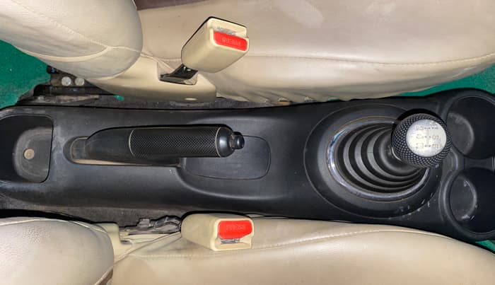 2015 Honda Brio S MT, Petrol, Manual, 60,676 km, Gear Lever