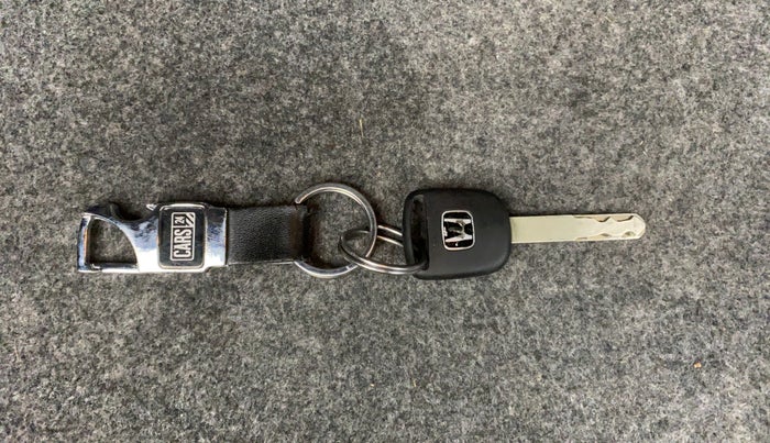 2019 Honda Amaze 1.2 EMT I VTEC, Petrol, Manual, 30,070 km, Key Close Up