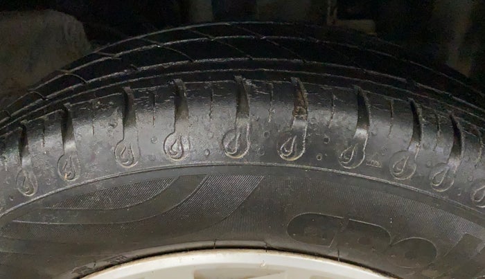 2020 Renault Kwid RXL, Petrol, Manual, 21,303 km, Right Front Tyre Tread