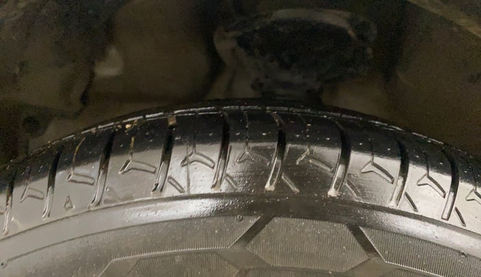 2017 Maruti Celerio VXI AMT (O), Petrol, Automatic, 48,990 km, Left Front Tyre Tread