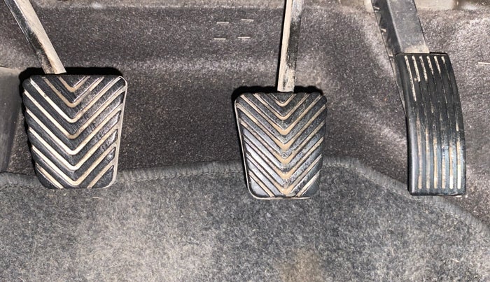 2013 Hyundai Verna FLUIDIC 1.6 CRDI SX OPT, Diesel, Manual, 85,018 km, Pedals