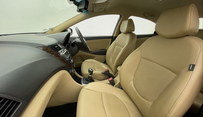 2013 Hyundai Verna FLUIDIC 1.6 CRDI SX OPT, Diesel, Manual, 85,018 km, Right Side Front Door Cabin