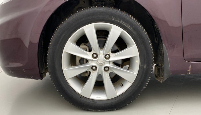 2013 Hyundai Verna FLUIDIC 1.6 CRDI SX OPT, Diesel, Manual, 85,018 km, Left Front Wheel