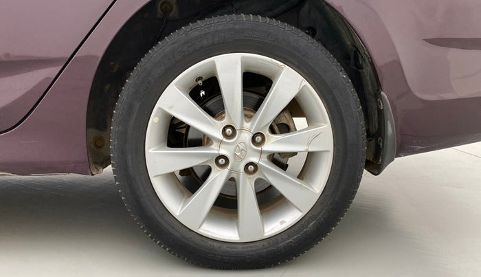 2013 Hyundai Verna FLUIDIC 1.6 CRDI SX OPT, Diesel, Manual, 85,018 km, Left Rear Wheel