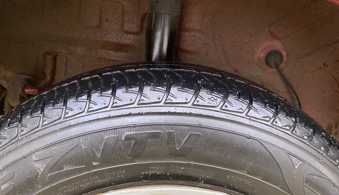 2018 Maruti Celerio ZXI AMT (O), Petrol, Automatic, 28,069 km, Right Rear Tyre Tread