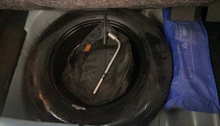 2023 Tata PUNCH ACCOMPLISHED AMT, Petrol, Automatic, 29,209 km, Spare Tyre