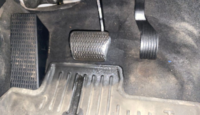 2023 Tata PUNCH ACCOMPLISHED AMT, Petrol, Automatic, 29,209 km, Pedals