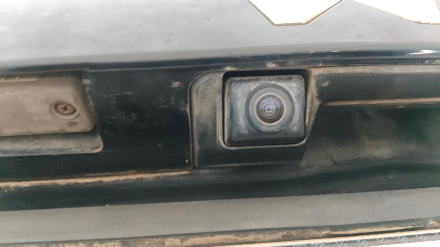 2022 Mahindra XUV300 W8 1.5 DIESEL, Diesel, Manual, 87,095 km, Parking Camera
