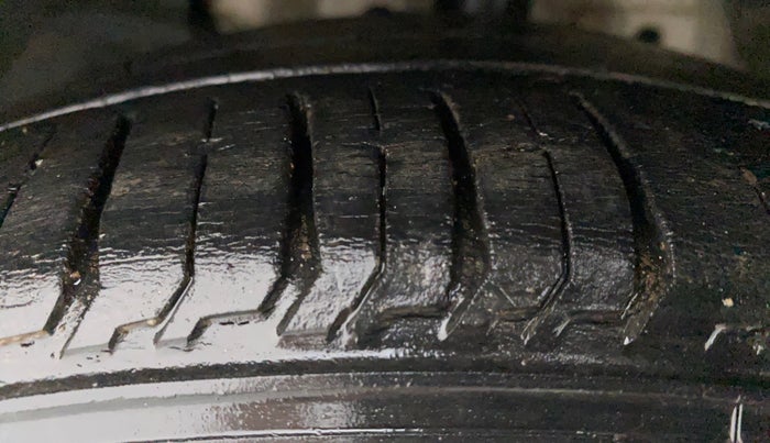 2014 Tata Zest XM PETROL, Petrol, Manual, 60,859 km, Left Front Tyre Tread