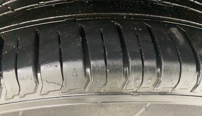 2017 Tata NEXON XM PETROL, Petrol, Manual, 62,236 km, Left Rear Tyre Tread