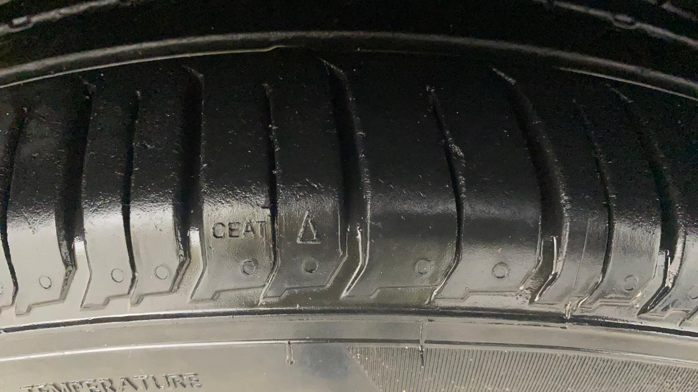 2017 Tata NEXON XM PETROL, Petrol, Manual, 62,236 km, Right Front Tyre Tread