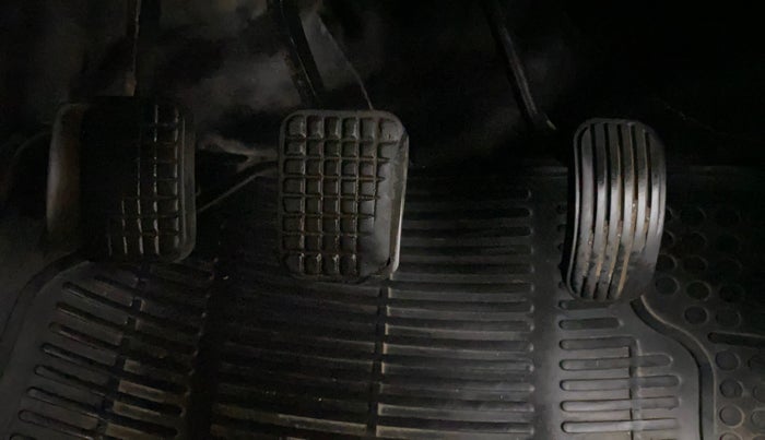 2017 Tata Tiago XZ PETROL, CNG, Manual, 84,453 km, Pedals