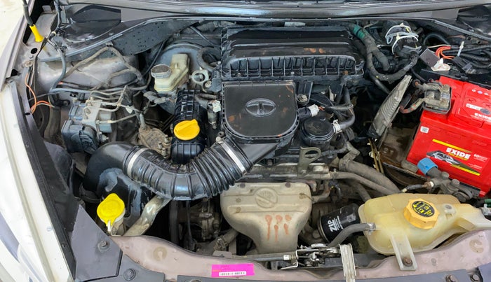 2017 Tata Tiago XZ PETROL, CNG, Manual, 84,453 km, Engine View - Right