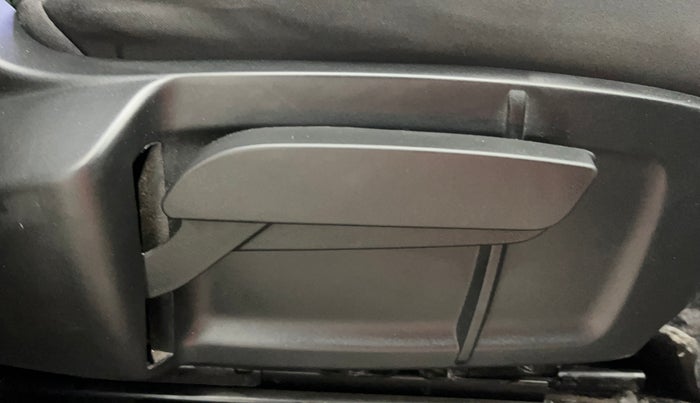 2023 Tata Harrier XT PLUS 2.0L KRYOTEC DARK EDITON, Diesel, Manual, 66,975 km, Driver Side Adjustment Panel