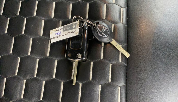 2024 Tata PUNCH ADVENTURE MT CNG , CNG, Manual, 42,504 km, Key Close Up