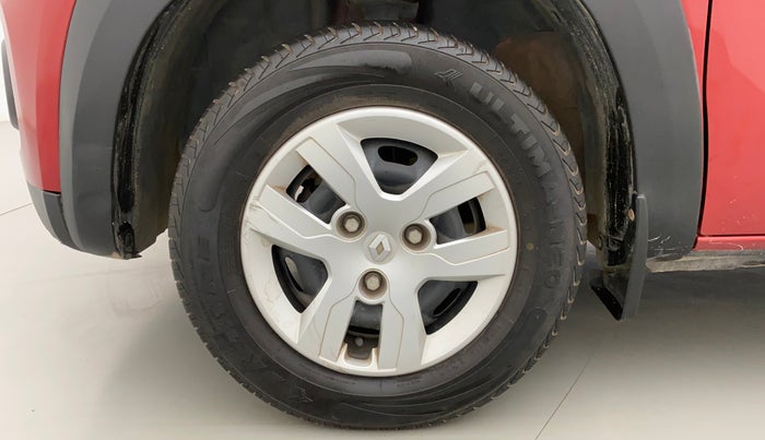 2017 Renault Kwid RXT 1.0, Petrol, Manual, 28,657 km, Left Front Wheel