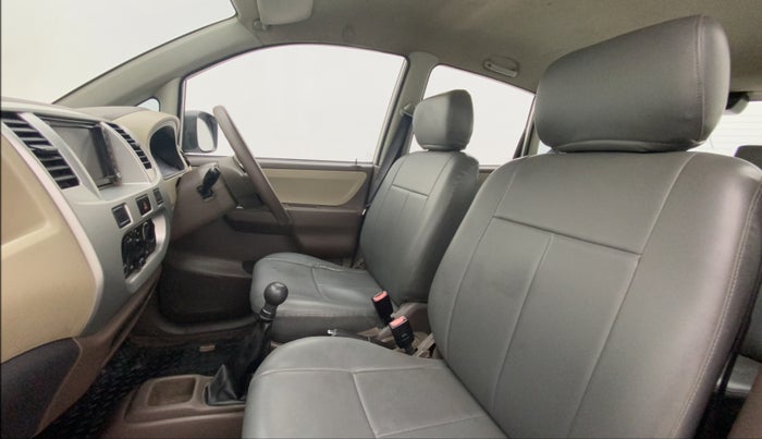 2010 Maruti Zen Estilo VXI, Petrol, Manual, 1,00,870 km, Right Side Front Door Cabin