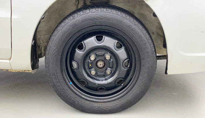 2010 Maruti Zen Estilo VXI, Petrol, Manual, 1,00,870 km, Right Front Wheel