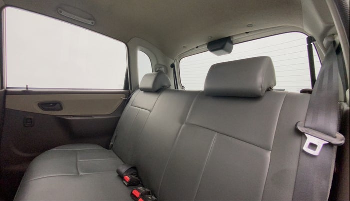 2010 Maruti Zen Estilo VXI, Petrol, Manual, 1,00,870 km, Right Side Rear Door Cabin