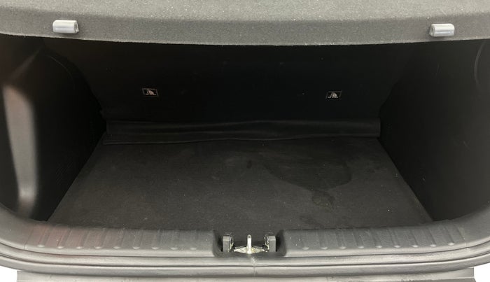 2022 KIA SONET GTX PLUS 1.0 IMT, Petrol, Manual, 23,928 km, Boot Inside