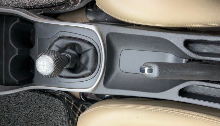 2019 Honda City 1.5L I-VTEC V MT, Petrol, Manual, 39,891 km, Gear Lever