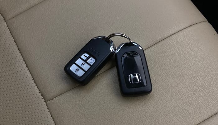 2022 Honda City 1.5L I-VTEC V CVT 5TH GEN, Petrol, Automatic, 53,973 km, Key Close Up