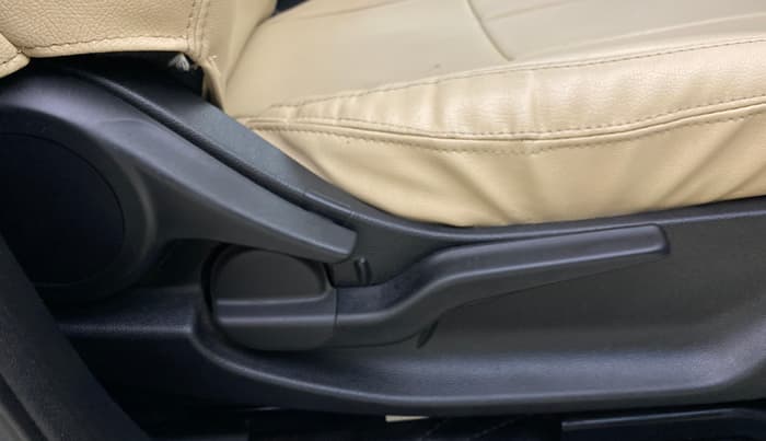 2022 Honda City 1.5L I-VTEC V CVT 5TH GEN, Petrol, Automatic, 53,973 km, Driver Side Adjustment Panel