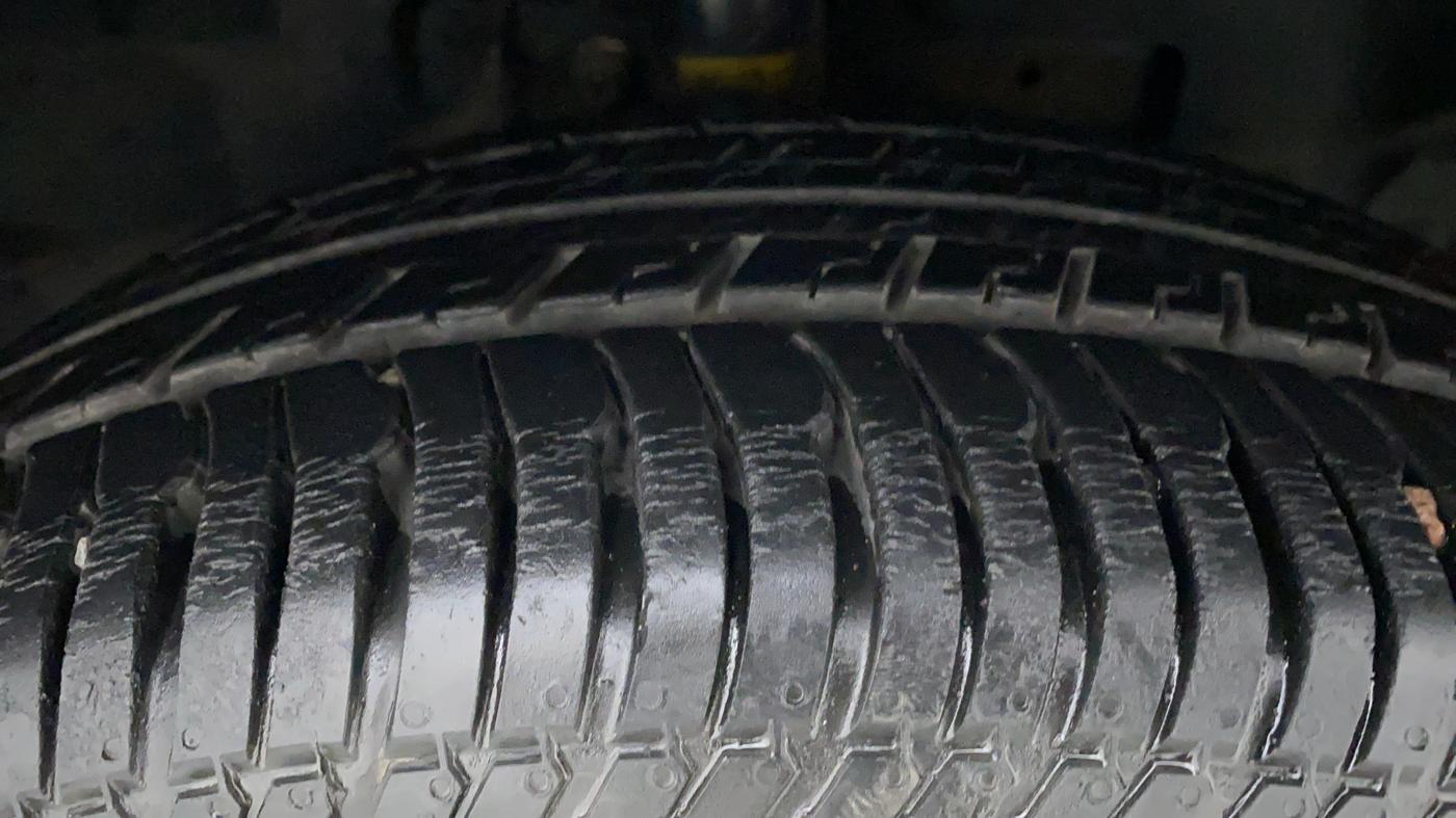 2018 Ford Ecosport 1.5 TITANIUM TI VCT, Petrol, Manual, 28,860 km, Right Front Tyre Tread