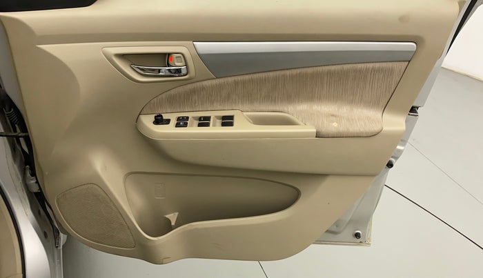 2014 Maruti Ertiga VXI, Petrol, Manual, 22,243 km, Driver Side Door Panels Control