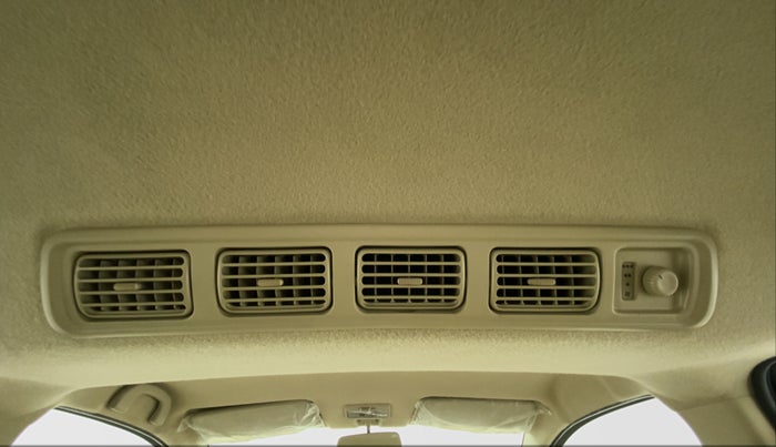 2014 Maruti Ertiga VXI, Petrol, Manual, 22,243 km, Rear AC Vents